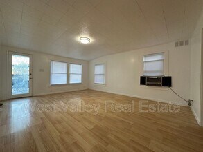 405 Buchanan St in Taft, CA - Building Photo - Building Photo