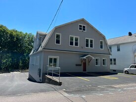 3007 S Main St, Unit 3007 S. Main St. Apt 2 in Hanover Township, PA - Building Photo