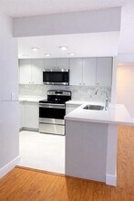 9033 SW 123rd Ct in Miami, FL - Building Photo - Building Photo