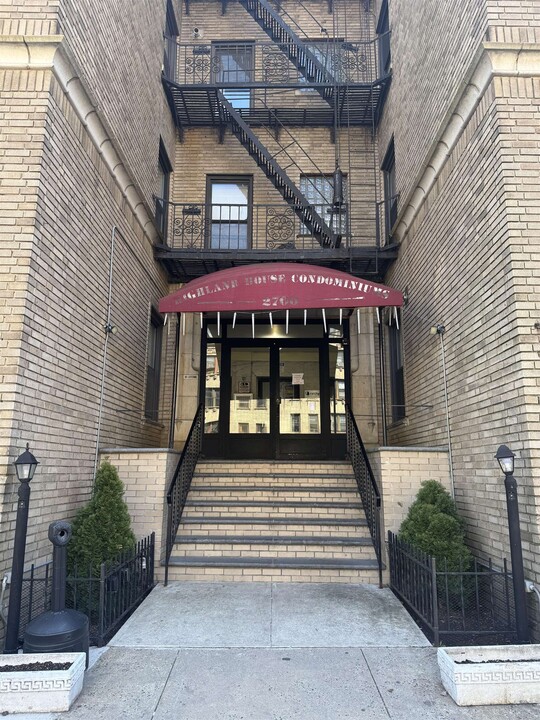 2700 John F. Kennedy Blvd in Jersey City, NJ - Foto de edificio