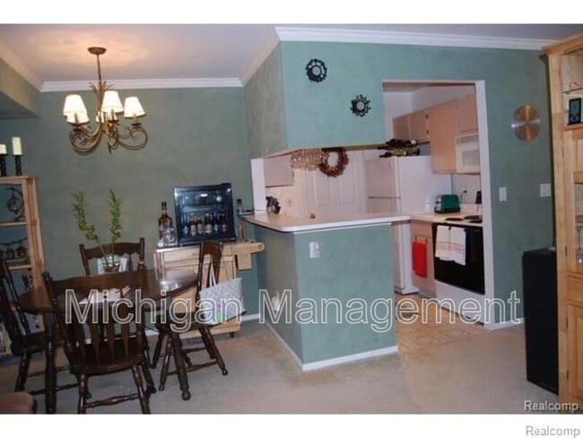 22368 Cape Cod Way in Farmington Hills, MI - Building Photo - Building Photo