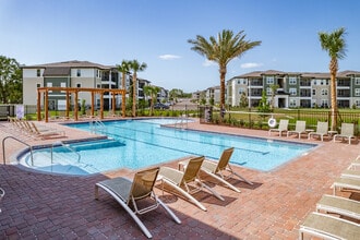 Bristol Park Apartments in Mount Dora, FL - Foto de edificio - Building Photo