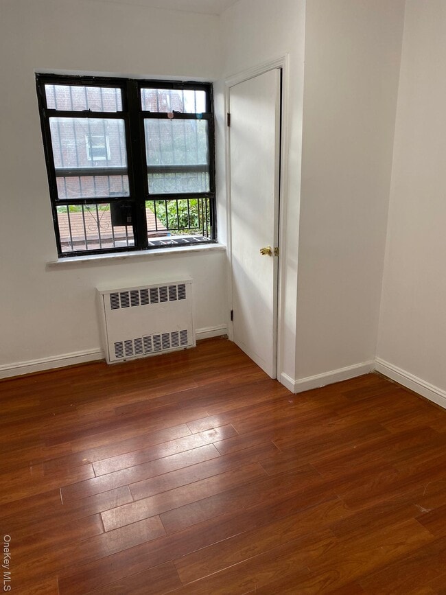 57-30 Lawrence St in Queens, NY - Building Photo - Building Photo