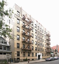 1746 E 13th St in Brooklyn, NY - Foto de edificio - Building Photo
