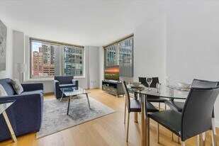 260 W 54th St in New York, NY - Building Photo