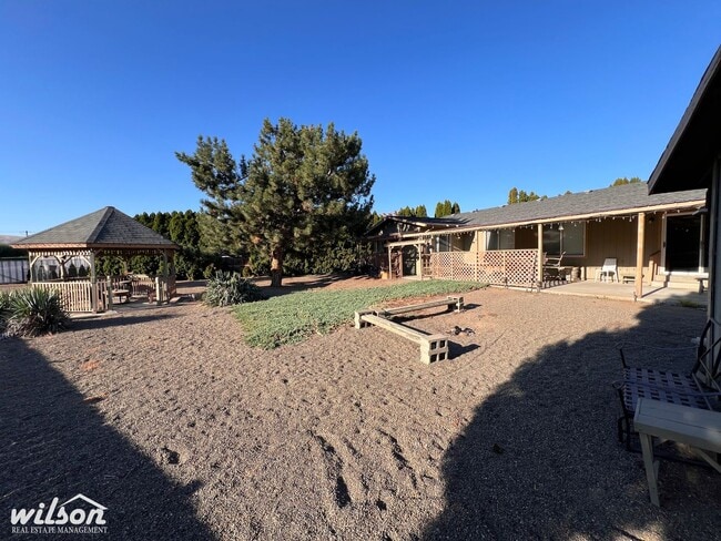 6402 Fremont Dr in Yakima, WA - Building Photo - Building Photo