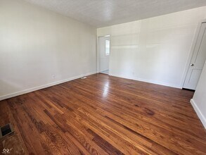 122 N Routiers Ave in Indianapolis, IN - Building Photo - Building Photo