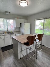 264 E 500 N in American Fork, UT - Foto de edificio - Building Photo