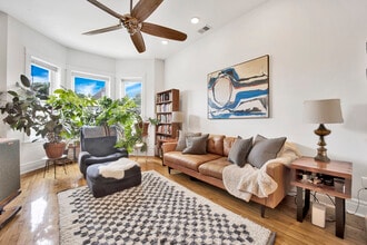 1918 S Albany Ave in Chicago, IL - Building Photo - Building Photo