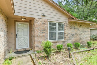 4826 Misty Shadows Dr in Houston, TX - Building Photo - Building Photo