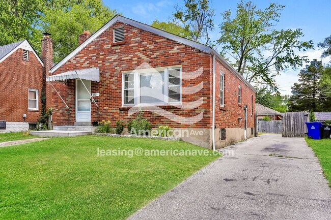 6905 Raymond Ave in University City, MO - Building Photo - Building Photo