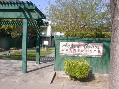 Aspen Grove in Modesto, CA - Foto de edificio