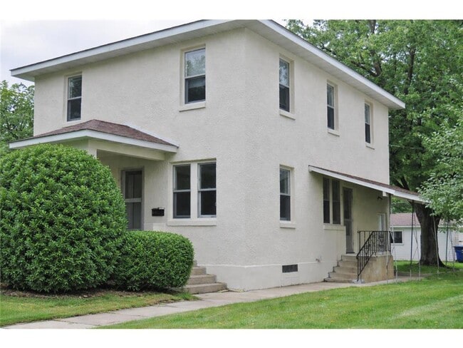 property at 206-19 1/2 19 1/2 Ave N