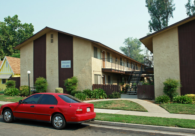 Terrace Manor Apartments in Fresno, CA - Building Photo - Building Photo