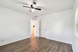 3606 Jammes Rd in Jacksonville, FL - Building Photo - Building Photo