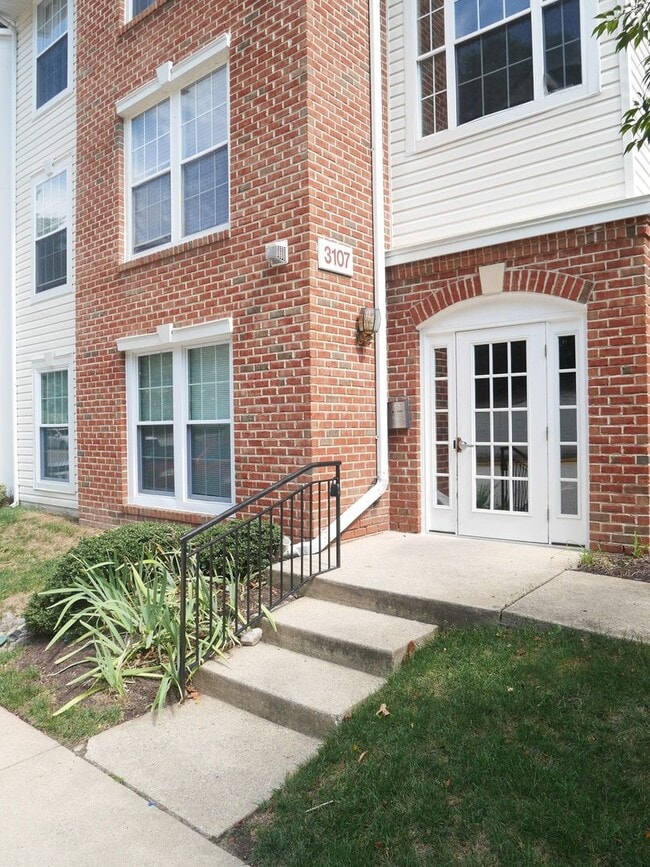 3107 River Bend Ct