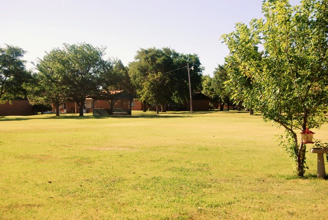 Pam Apartments in Pampa, TX - Building Photo - Building Photo