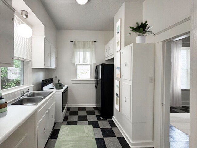 2096 Elzey Ave in Memphis, TN - Building Photo - Building Photo