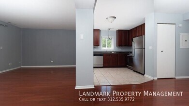 2250 Abbeywood Dr in Lisle, IL - Building Photo - Building Photo