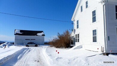 3423 Ethan Allen Hwy in New Haven, VT - Building Photo - Building Photo