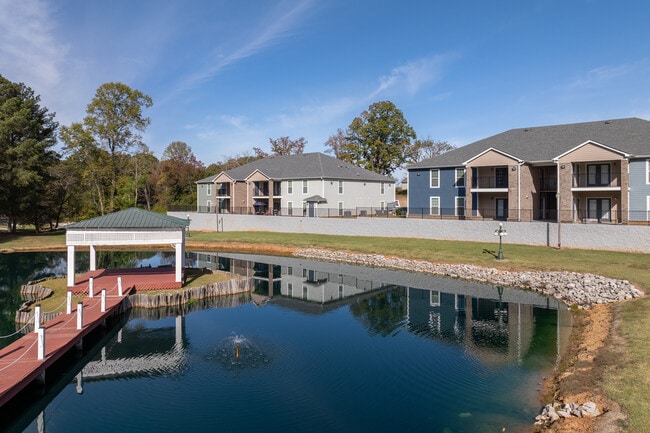 Winchester Place in New Market, AL - Building Photo - Building Photo