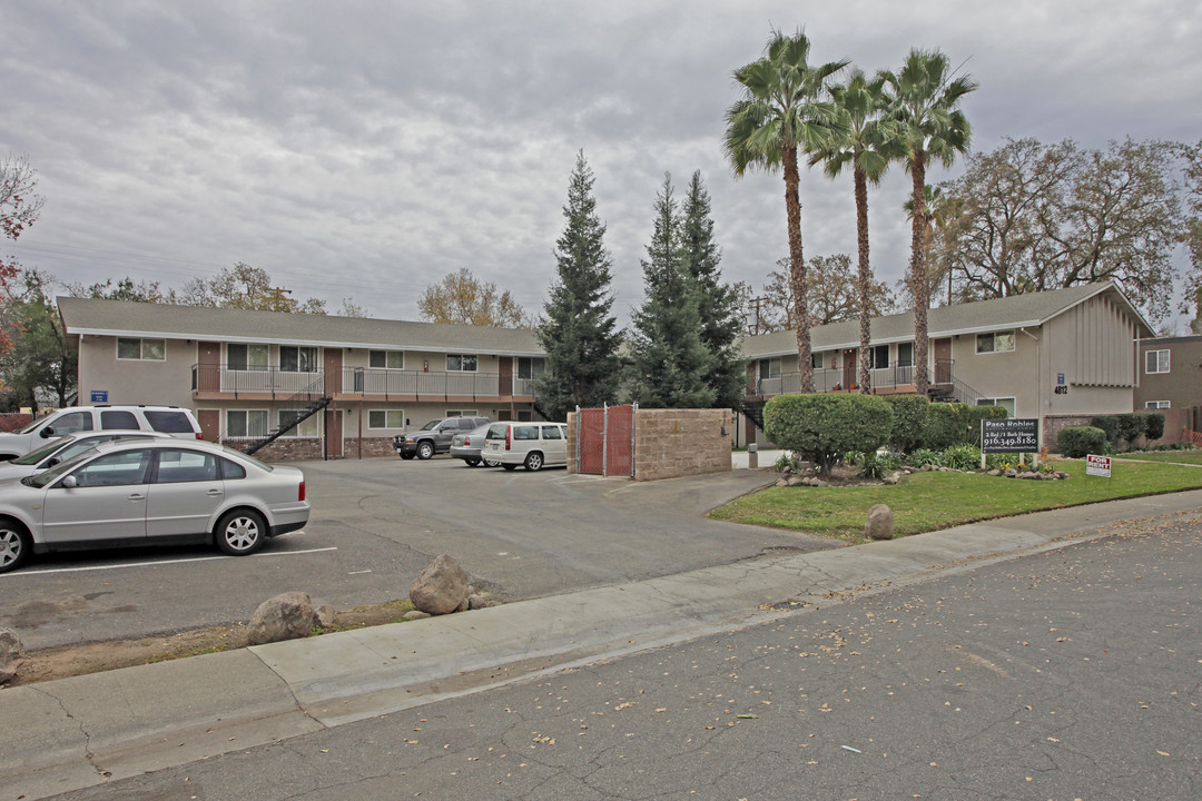 Paso Robles Apartments in Sacramento, CA - Building Photo