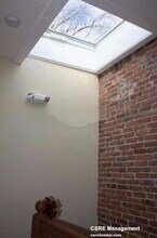 9 Warwick St, Unit 2 in Boston, MA - Foto de edificio - Building Photo