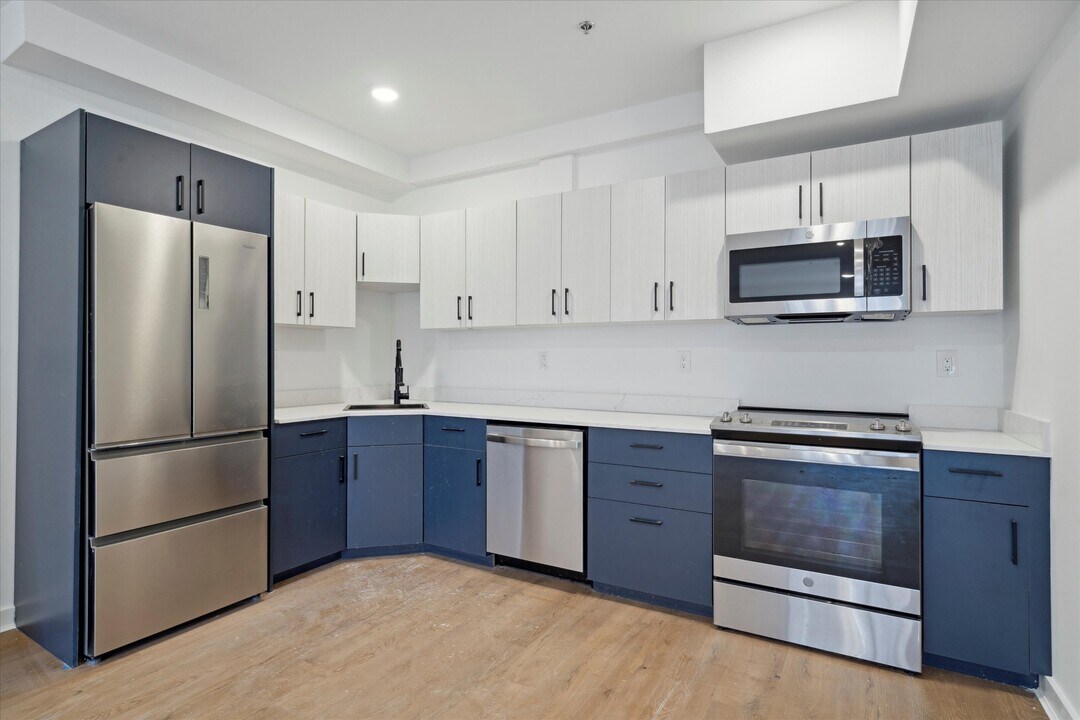 1951 Point Breeze Avenue in Philadelphia, PA - Building Photo