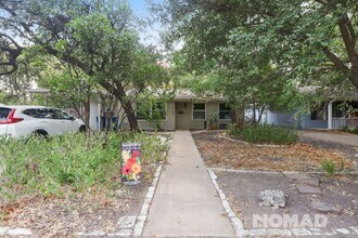 1920 Pasadena Dr in Austin, TX - Building Photo - Building Photo