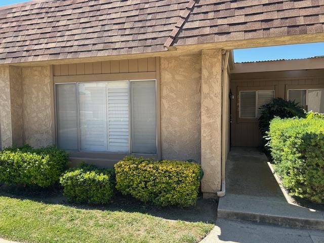 property at 628 S Santa Fe St