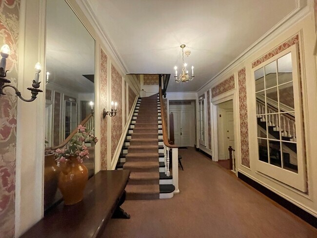 130 Marlborough St in Boston, MA - Building Photo - Building Photo