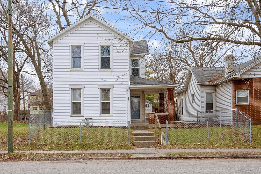 544 Troy St in Dayton, OH - Building Photo