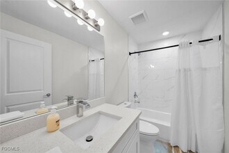 901 Albany Ave in Lehigh Acres, FL - Building Photo - Building Photo