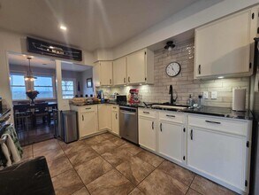 801 Willard Pl in Manhattan, KS - Building Photo - Building Photo