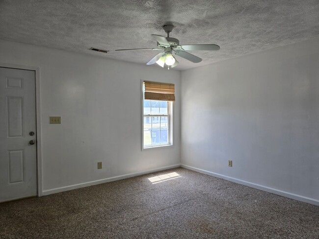 190 Bahia Ln in Raeford, NC - Building Photo - Building Photo