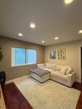 209 38th Pl in Manhattan Beach, CA - Foto de edificio - Building Photo