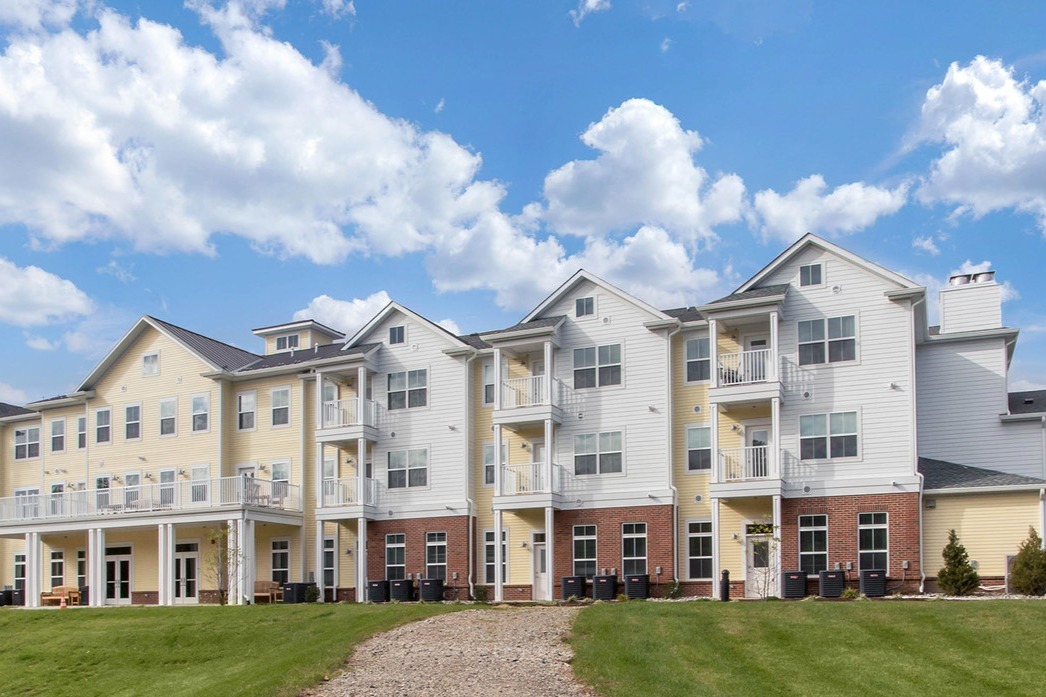 Birchwood at Whiting 55+ Rentals in Whiting, NJ - Foto de edificio