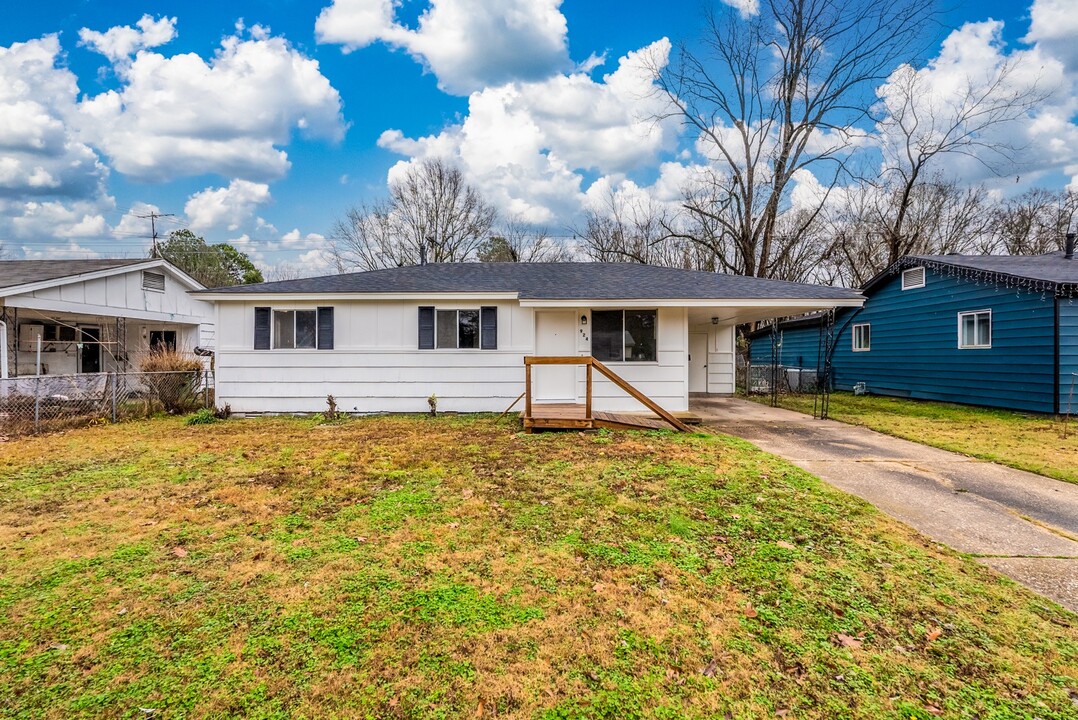 924 Graham Ave in North Little Rock, AR - Building Photo