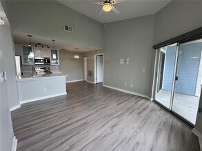 2569 Grassy Point Dr in Lake Mary, FL - Building Photo - Building Photo