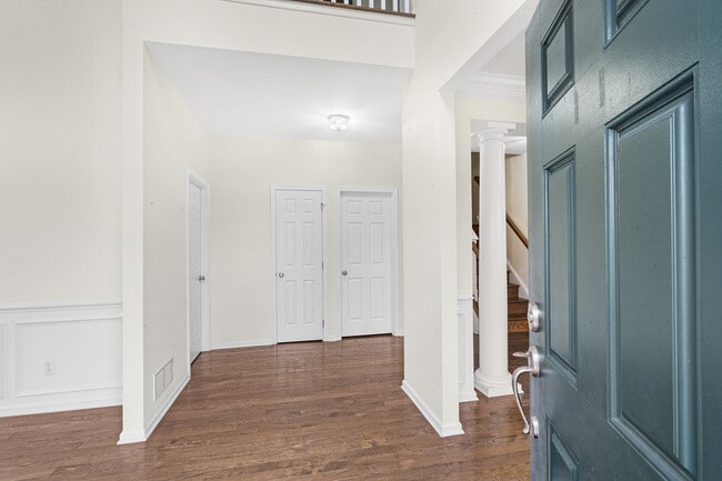 2 Greenwich Ct in Mt. Olive, NJ - Building Photo - Building Photo