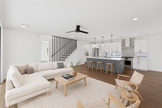 property at 3314 Garden Villa Ln