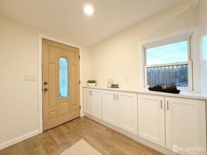 6 Fitch St in Carteret, NJ - Building Photo - Building Photo