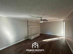 9893 Cherokee Dr in Olive Branch, MS - Building Photo - Building Photo
