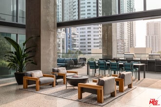 601 Eleventh Ave in San Diego, CA - Building Photo - Building Photo