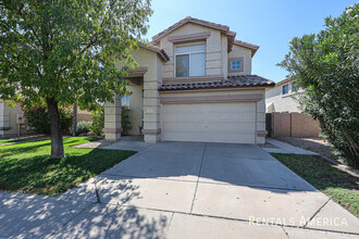 2451 W Indigo Dr in Chandler, AZ - Building Photo - Building Photo