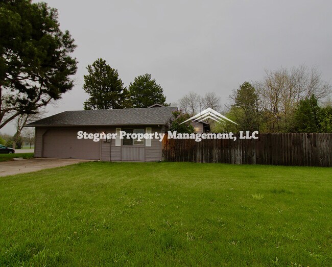 1401 E Stuart St in Fort Collins, CO - Building Photo - Building Photo