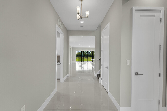 13045 Feathering Wy in Palm Beach Gardens, FL - Building Photo - Building Photo