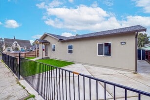 619 S Sacramento St, Unit 619 in Lodi, CA - Building Photo