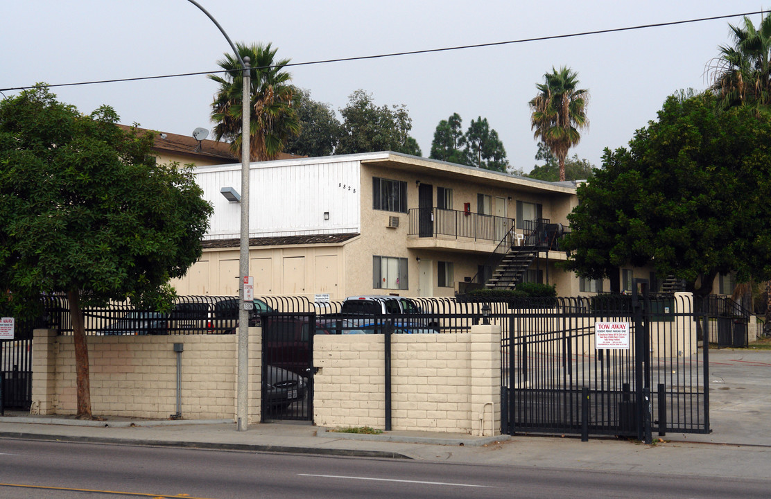 Villa Terrace in Spring Valley, CA - Building Photo