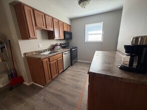 203 Wheaton Ct in Columbia, MO - Building Photo - Building Photo